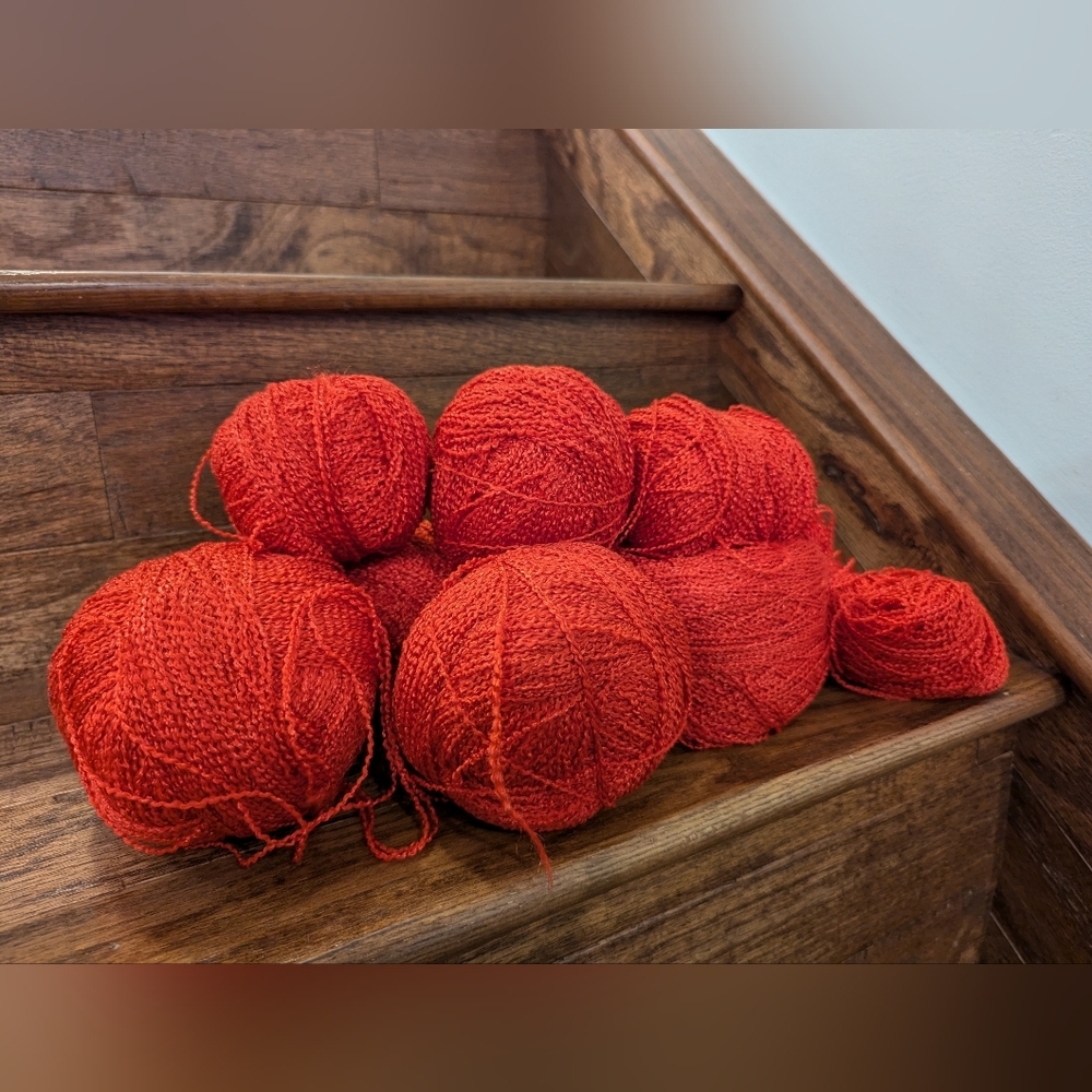 Vintage yarn A Premium Crinkly Fancy crimped Yarn,  Red approximately 400g